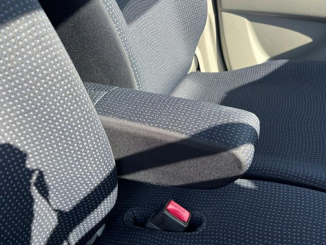 �y�A�[�����X�g�z�^�]���̐g�̂̕��S���y�����Ă����A�[�����X�g�𑕔���