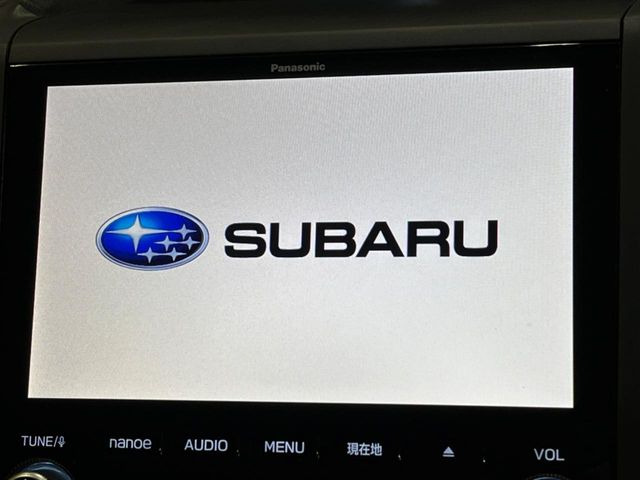 【純正ナビ】人気の純正ナビを装備しております。ナビの使いやすさはもちろん、オーディオ機能も充実!キャンプや旅行はもちろん、通勤や買い物など普段のドライブも楽しくなるはず♪