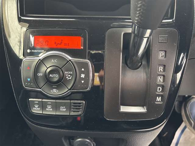 �i�m�C�[�t���I�[�g�G�A�R��