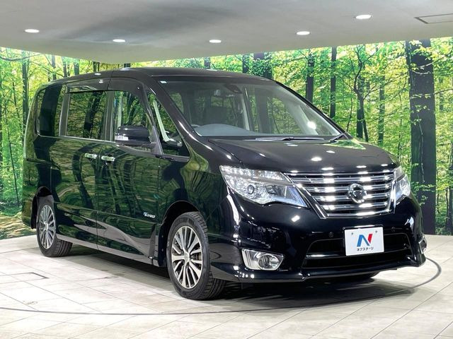 高透明度のガラス皮膜で撥水はもちろん、上質なツヤ・光沢を実現。紫外線や酸性雨から大切な愛車を保護し、色あせ・劣化を防止。「弾スプラッシュコート」、「弾プリミッサコート」からお選びいただけます。