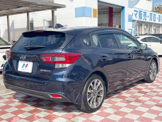 ☆全国のネクステージからお取り寄せが可能※!遠方の店舗に展示してあるクルマが気になる場合も、最寄りの店舗でご覧いただくことが可能です!是非私たちに要望をお聞かせください!※別途費用