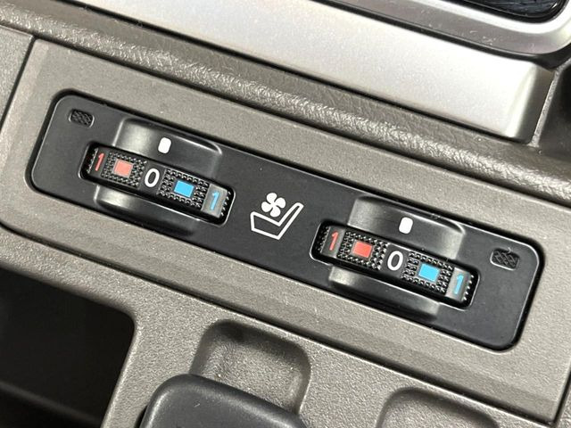 �y�V�[�g�x���`���[�V�����z�ď�͗��������ł��K��w���̔M�⃀����h���A�~�̓G�A�R�������������܂��ă|�J�|�J��!���U�[�V�[�g�ɂ��ꂵ�������ŁA�G�߂��킸���K�ɉ߂����܂��B