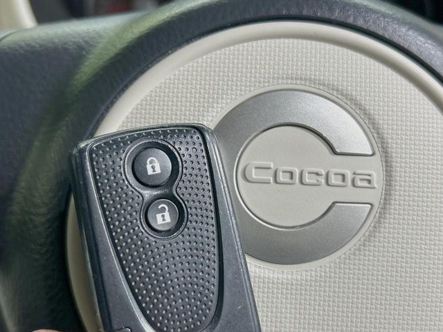 �y�L�[�t���[�V�X�e���z�J�o����|�P�b�g�ɓ��ꂽ�܂܂ł��h�A�̎{���E�������\�ȃX�}�[�g�L�[�𑕔��B�G���W���̃I���E�I�t�����J�M�����o���K�v����������Ƃ��Ă��֗��ł���