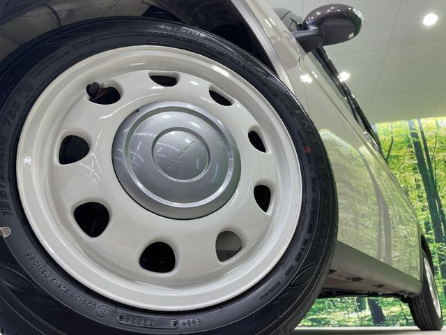 �y14�C���`�A���~�z�C�[���z�O�ςɃ}�b�`�����A���~�z�C�[���𑕒����Ă���܂��B�e��A���~�z�C�[����A�X�^�b�h���X�^�C�����戵�����Ă���܂��B���񂲑��k����������