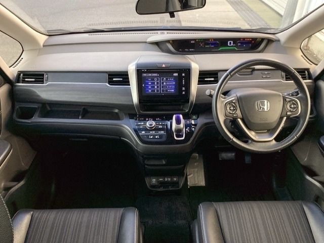 フリード1.5 ハイブリッド EX