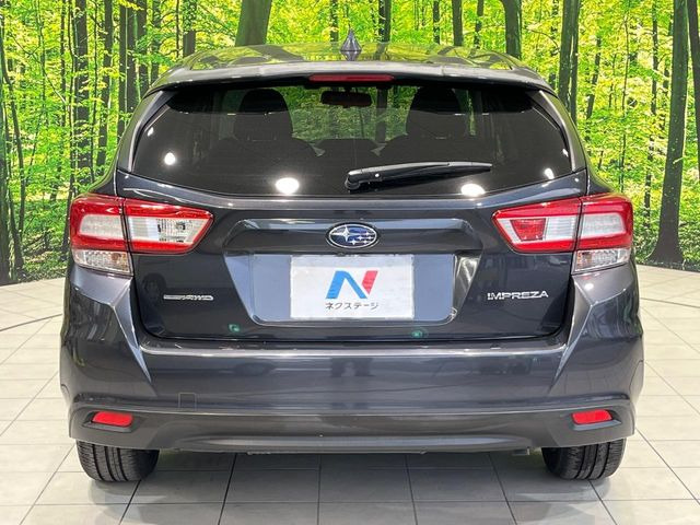 安心の最長10年・走行無制限保証(有償)をご用意。保証内容も充実はもちろん、無料点検&オイル交換や、年中無休の全国・24時間ロードサービスも付帯されておりますのでご安心下さい。