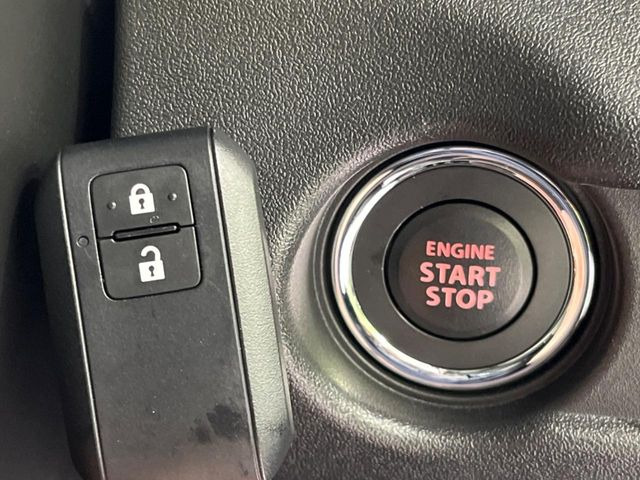 �y�L�[���X�X�^�[�g�V�X�e���z�J�o����|�P�b�g�ɓ��ꂽ�܂܂ł��h�A�̎{���E�������\�ȃX�}�[�g�L�[�𑕔��B�G���W���̃I���E�I�t�����J�M�����o���K�v����������Ƃ��Ă��֗��ł���