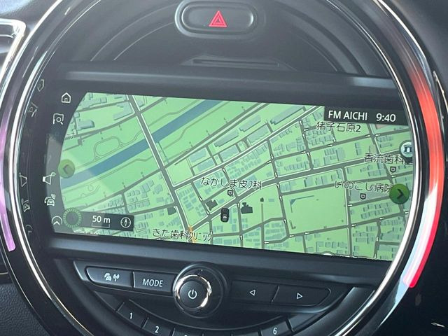 �������i�r:��̊��̂���i�r�́A����������ԓ������o���Ă���܂��B�I�[�f�B�I�@�\���[�����Ă���܂��̂ŁA�^�]�����y���߂܂���