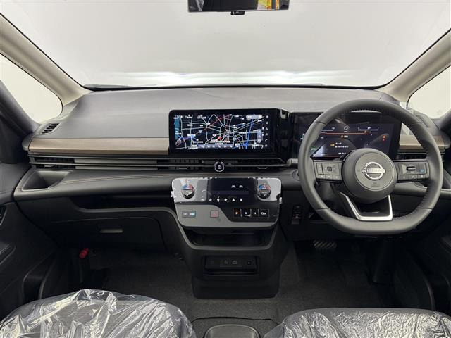 セレナ1.4 e-POWER ハイウェイスターV