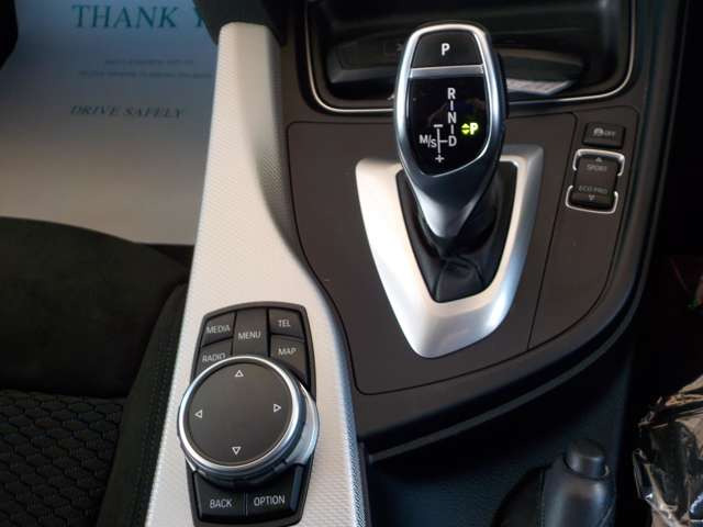 指定工場保有。購入からアフターフォローまで、お車のことは島根県出雲市のフレストにお任せください。営業時間9:00〜19:00、水曜日定休