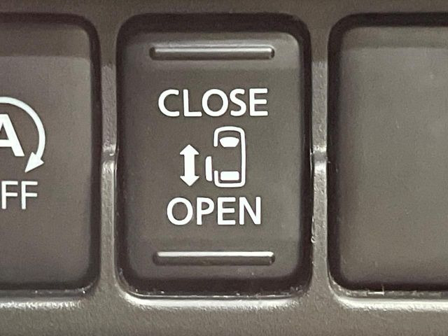 �y�p���[�X���C�h�h�A�z�X�}�[�g�L�[��^�]�Ȃ̃X�C�b�`�ŃX���C�h�h�A�̊J���\���d��������͂����ăh�A���J����K�v�������A���������q�l�ł��A�d���ו��������Ă��鎞�����N�ɊJ���߂ł��܂���