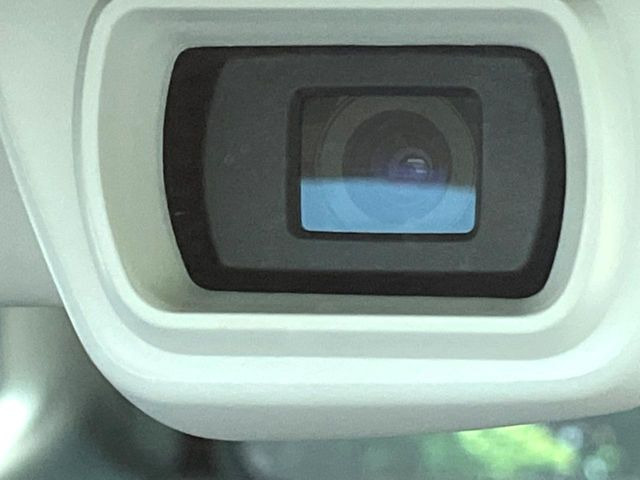 �y�A�C�T�C�gVer3�z�O���̎ԗ��������m���A�Փ˂������Ȏ��͌x��Œ��ӂ𑣂��A�u���[�L�𓥂ޗ͂��T�|�[�g�B�u���[�L�𓥂߂Ȃ������ꍇ�͏Փ˔�Q�y���u���[�L���쓮�A�Փˉ�����T�|�[�g���܂��B