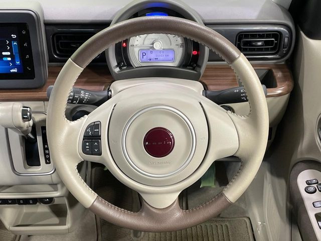 �y�X�e�A�����O�X�C�b�`�z�^�]���A�O������ڐ������炷���ƂȂ��A�I�[�f�B�I���̑��삪�\�ȕ֗��@�\!���S&���K�ȃh���C�u�����o���Ă���܂���