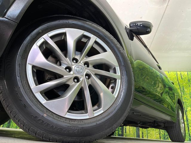 �y����18�C���`�A���~�z�C�[���z�O�ςɃ}�b�`���������A���~�z�C�[���𑕒����Ă���܂��B�e��ЊO�A���~�z�C�[����A�X�^�b�h���X�^�C�����戵�����Ă���܂��B���񂲑��k����������