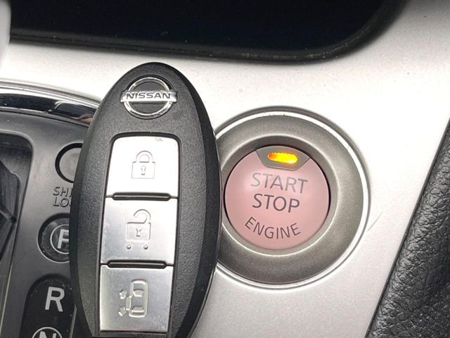 �y�C���e���W�F���g�L�[�z�J�o����|�P�b�g�ɓ��ꂽ�܂܂ł��h�A�̎{���E�������\�ȃX�}�[�g�L�[�𑕔��B�G���W���̃I���E�I�t�����J�M�����o���K�v����������Ƃ��Ă��֗��ł���