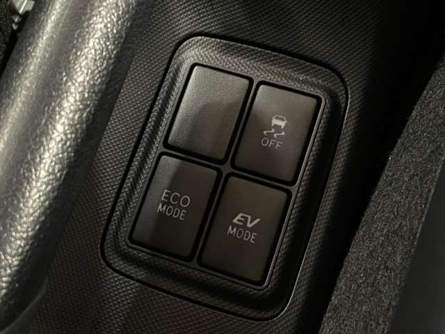 お車の機能や安全装備に関して気になる方は、ぜひ一度ご来店ください!その場でスタッフがご説明可能です!