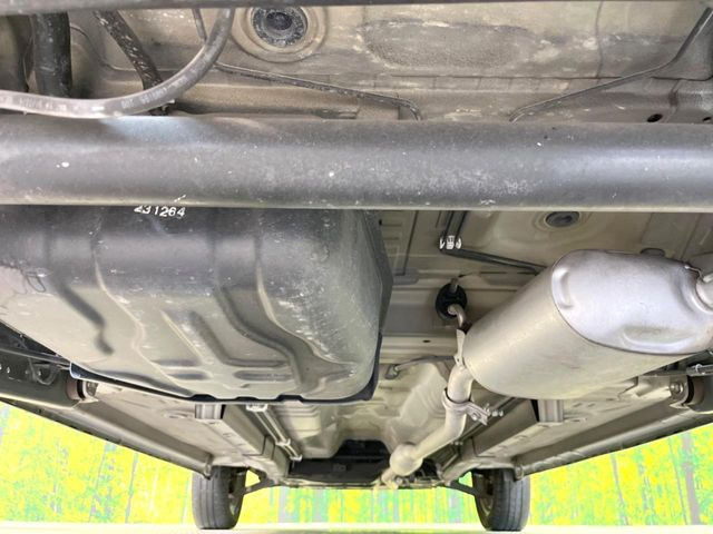 下回りがきれいなうちに、防錆加工の施工がオススメ。降雪地域はもちろん、沿岸部にお住いの方や、趣味でマリン・ウィンタースポーツをされる方にご好評いただいております。