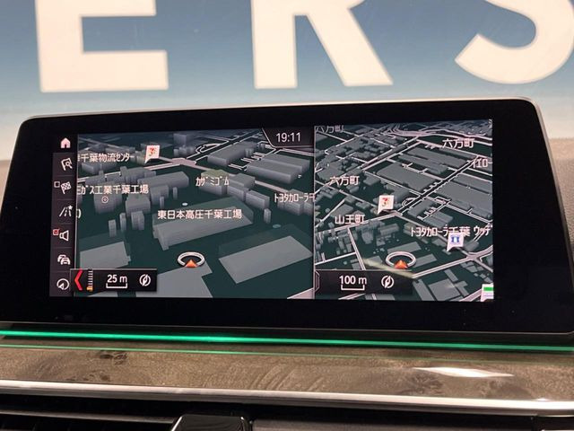 ●純正HDDナビ:一体感のあるナビは、高級感ある車内を演出してくれます。Bluetooth再生などオーディオ機能も充実しておりますので、運転もより楽しめます♪