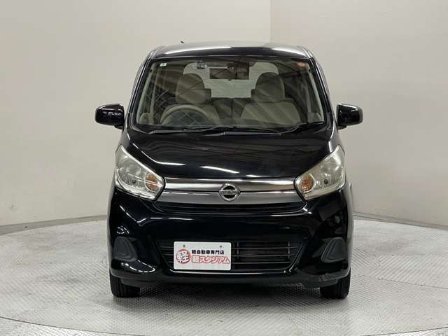 目立つ傷や凹み、錆など気になる方は是非一度現物をご覧になってください!