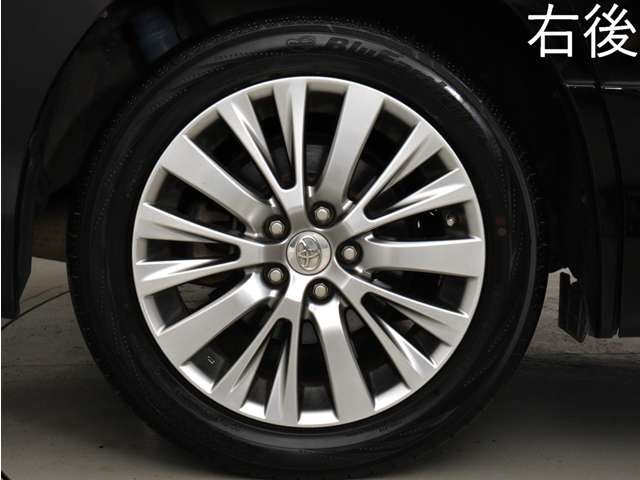 お客様のお好みの新品18インチ、19インチ、20インチホイール装着可能!ダウンサスなどローダウンも取付可能です!ヴァルドやワークなどのメーカー品も取り寄せ可能です!