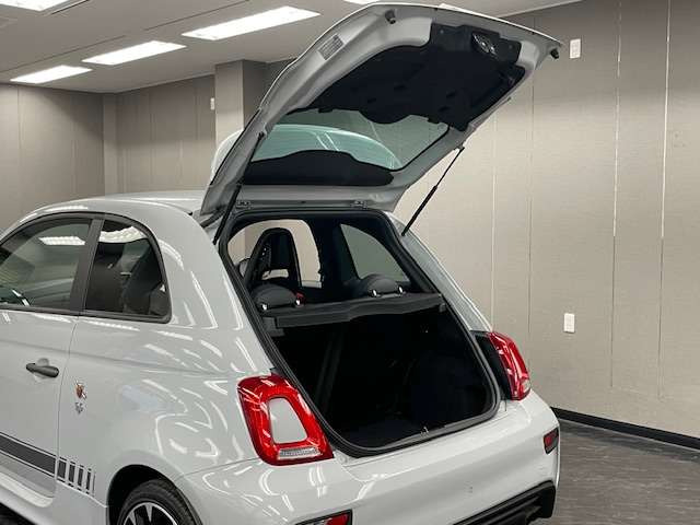 【全国納車可】一部離島を除く、全国ご納車対応しております。北海道から沖縄まで、提携陸送会社にてお届けいたします。