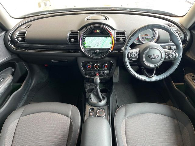 輸入車グループ総在庫数約2,000台!全国の系列店からメーカー・車種問わずご紹介出来るので、あなたにピッタリのお車が見つかるはずです♪まずはお問い合わせ下さい☆