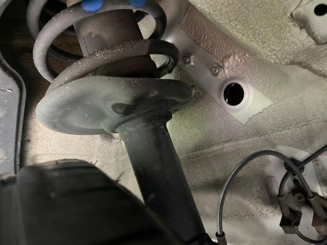 ����肪���ꂢ�Ȃ����ɁA�h�K���H�̎{�H���I�X�X���B�~��n��͂������A���ݕ��ɂ��Z���̕���A��Ń}�����E�E�B���^�[�X�|�[�c���������ɂ��D�]���������Ă���܂��B