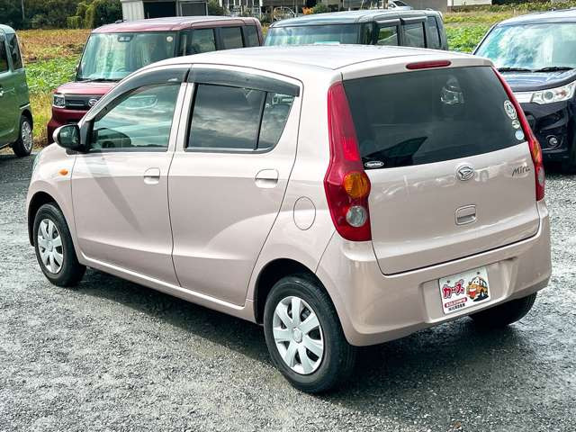 当店では軽自動車から普通車まで幅広くオールメーカーの車種・色・グレードを豊富に揃えております。