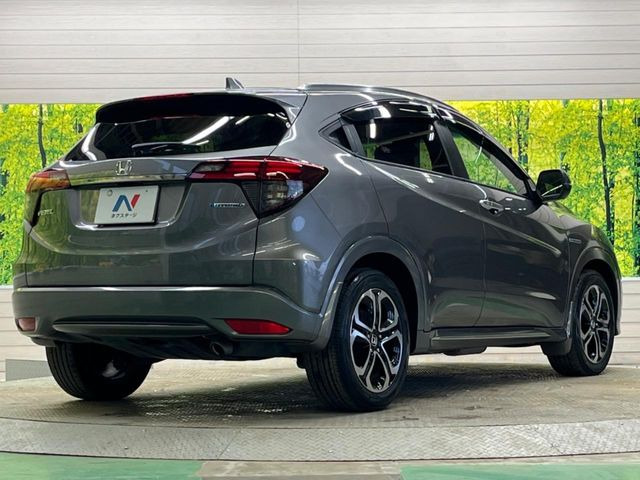 ☆全国のネクステージからお取り寄せが可能※!遠方の店舗に展示してあるクルマが気になる場合も、最寄りの店舗でご覧いただくことが可能です!是非私たちに要望をお聞かせください!※別途費用