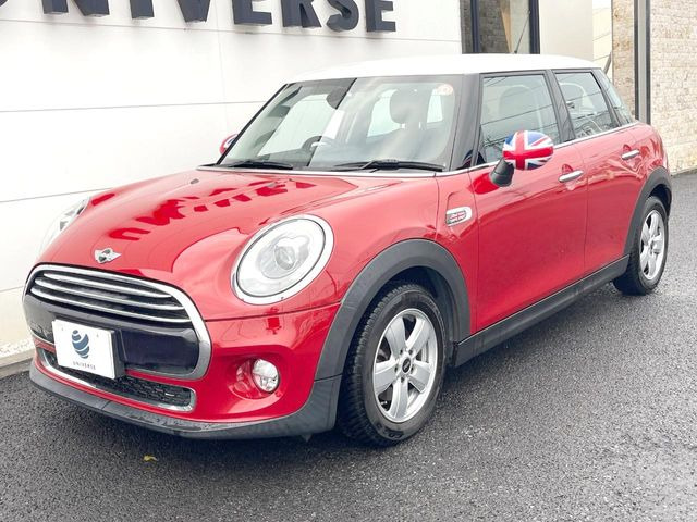 �������t�т̕ۏ؂̑��A���S�̍Œ�3�N�E���s�������ۏ�(�L��)�����p�ӁB�A���Ԃ����S���Ă��y���݂���������l�A�ۏؓ��e���[���͂������A�����_��&�I�C�������⃍�[�h�T�[�r�X���t�т��Ă���܂��B