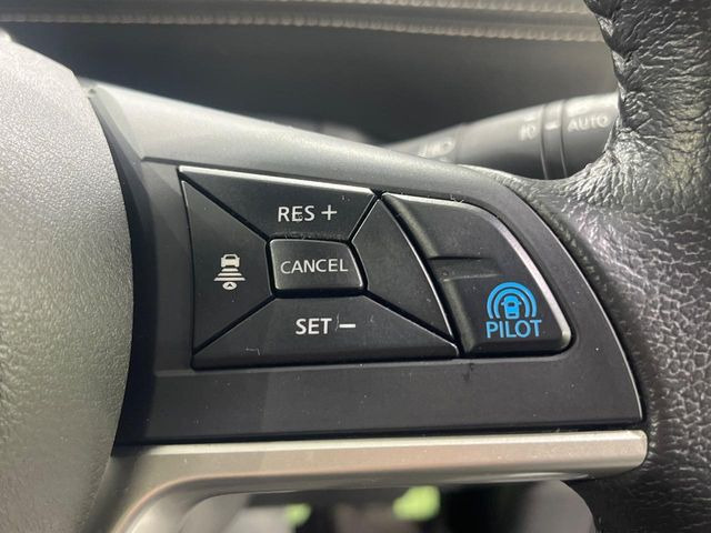 �y�v���p�C���b�g�z�������H�ł̒��������s���y��!!�a�؎��Ə��񑖍s�̃V�[���ŁA�A�N�Z���E�u���[�L�E�X�e�A�����O�������Ő��䂵�A�������^�]�̕��S���y�����Ă���܂���