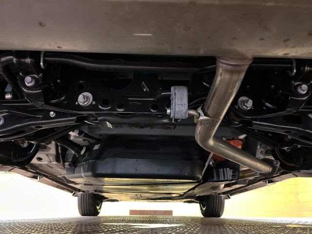 下回りがきれいなうちに、防錆加工の施工がオススメ。降雪地域はもちろん、沿岸部にお住いの方や、趣味でマリン・ウィンタースポーツをされる方にご好評いただいております。