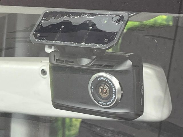 �y�h���C�u���R�[�_�[�z���S�E���S�ȃJ�[���C�t�ɕK�{�̃h���C�u���R�[�_�[�𑕔�!���s���͂������A������^�]�⎖�̂ɑ��������ۂ̏󋵂��f���ŋL�^���A����̃��X�N�ɔ����܂��B