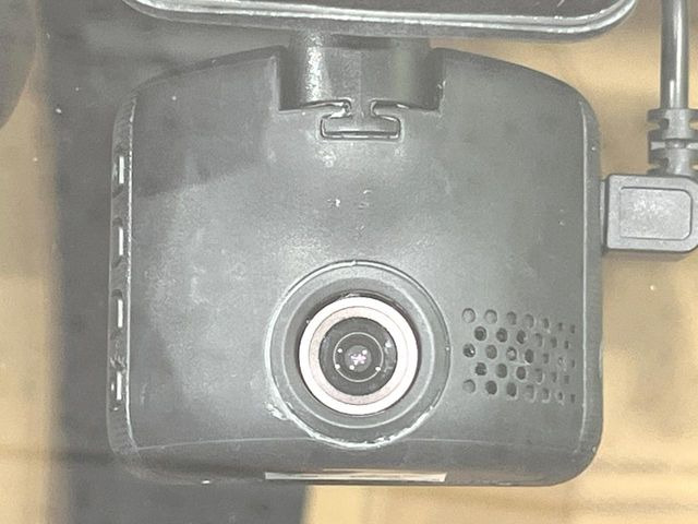 �y�h���C�u���R�[�_�[�z���S�E���S�ȃJ�[���C�t�ɕK�{�̃h���C�u���R�[�_�[�𑕔�!���s���͂������A������^�]�⎖�̂ɑ��������ۂ̏󋵂��f���ŋL�^���A����̃��X�N�ɔ����܂��B