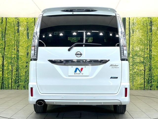 安心の最長10年・走行無制限保証(有償)をご用意。保証内容も充実はもちろん、無料点検&オイル交換や、年中無休の全国・24時間ロードサービスも付帯されておりますのでご安心下さい。