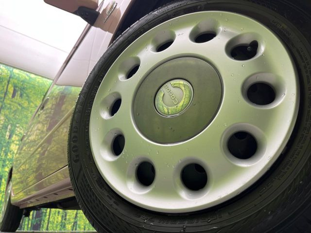 �y����14�C���`�A���~�z�C�[���z�O�ςɃ}�b�`���������A���~�z�C�[���𑕒����Ă���܂��B�e��ЊO�A���~�z�C�[����A�X�^�b�h���X�^�C�����戵�����Ă���܂��B���񂲑��k����������