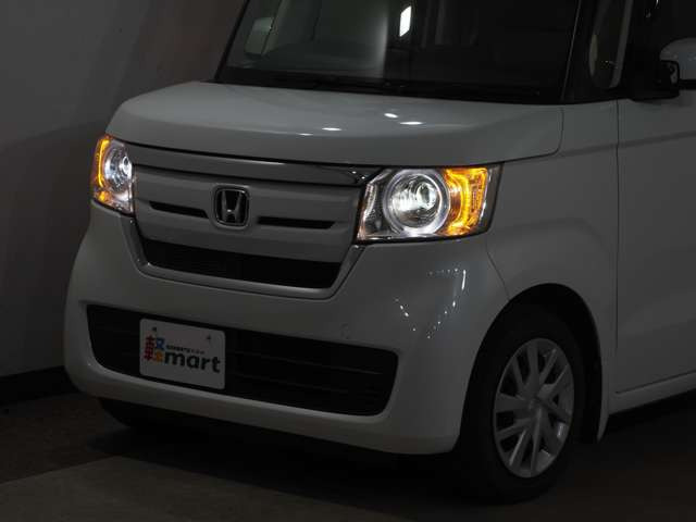 軽マートは、兵庫県高砂市の国道2号線沿いにあります!大きな『軽』の文字の看板が目印です♪皆様のご来店を心よりお待ちしております!!