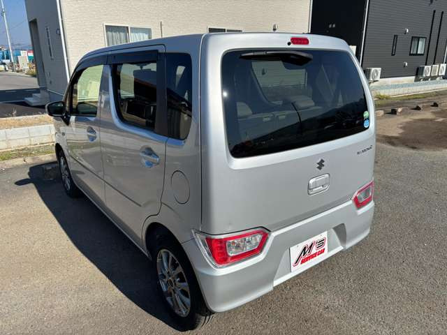 �l�C��4WD�A�y�����ԁA�R���p�N�g�J�[�ASUV�A�Z�_���A�~�j�o���A�A���Ԃ܂ŕ��L����葵���Ă���܂��B