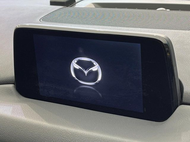 �y�����i�r�z�l�C�̏����i�r�𑕔����Ă���܂��B�i�r�̎g���₷���͂������A�I�[�f�B�I�@�\���[��!�L�����v�◷�s�͂������A�ʋ΂┃�����ȂǕ��i�̃h���C�u���y�����Ȃ�͂���