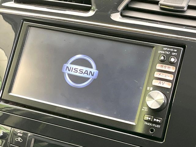 �y�����i�r�z�l�C�̏����i�r�𑕔����Ă���܂��B�i�r�̎g���₷���͂������A�I�[�f�B�I�@�\���[��!�L�����v�◷�s�͂������A�ʋ΂┃�����ȂǕ��i�̃h���C�u���y�����Ȃ�͂���