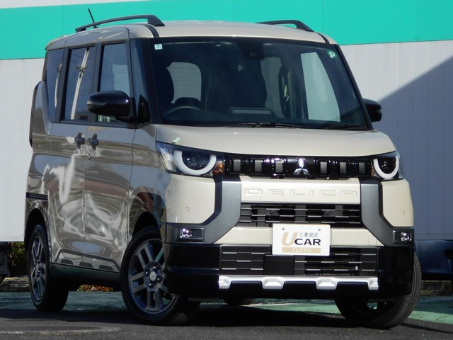 デリカミニT プレミアム 4WD