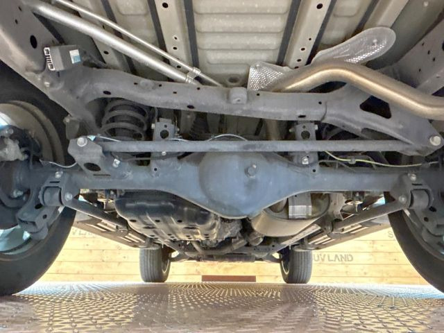 ����肪���ꂢ�Ȃ����ɁA�h�K���H�̎{�H���I�X�X���B�~��n��͂������A���ݕ��ɂ��Z���̕���A��Ń}�����E�E�B���^�[�X�|�[�c���������ɂ��D�]���������Ă���܂��B