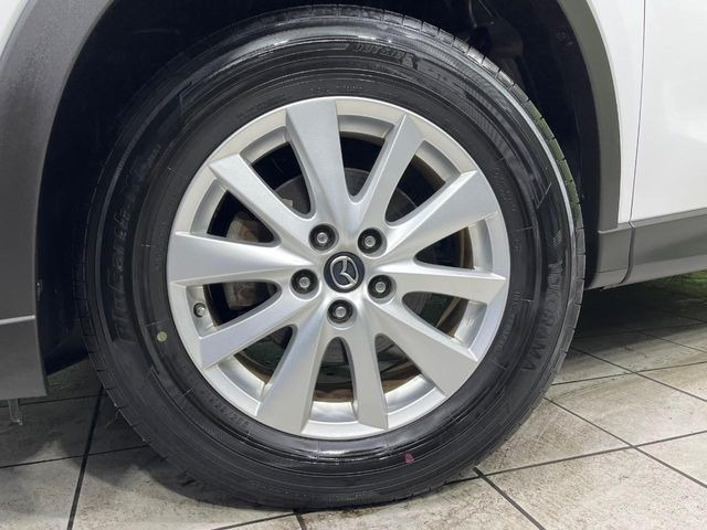 �y����17�C���`�A���~�z�C�[���z�O�ςɃ}�b�`���������A���~�z�C�[���𑕒����Ă���܂��B�e��ЊO�A���~�z�C�[����A�X�^�b�h���X�^�C�����戵�����Ă���܂��B���񂲑��k����������