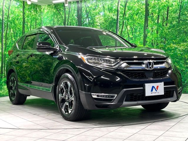 高透明度のガラス皮膜で撥水はもちろん、上質なツヤ・光沢を実現。紫外線や酸性雨から大切な愛車を保護し、色あせ・劣化を防止。「弾スプラッシュコート」、「弾プリミッサコート」からお選びいただけます。