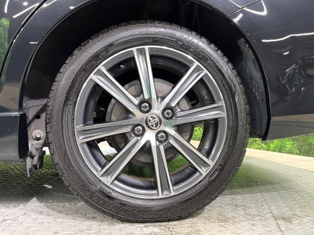 �y����16�C���`�A���~�z�C�[���z�O�ςɃ}�b�`���������A���~�z�C�[���𑕒����Ă���܂��B�e��ЊO�A���~�z�C�[����A�X�^�b�h���X�^�C�����戵�����Ă���܂��B���񂲑��k����������