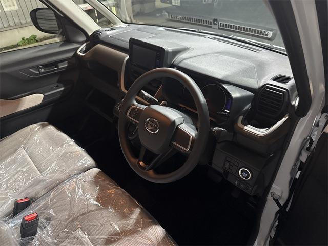 �K���X�R�[�e�B���O�A�i�r�Q�[�V�����AETC�ȂǁA���̑��̃p�[�c�̎��t�������ς���̂����k�������Ă���܂�!!�N���}�̂��Ɖ��ł����C����������!