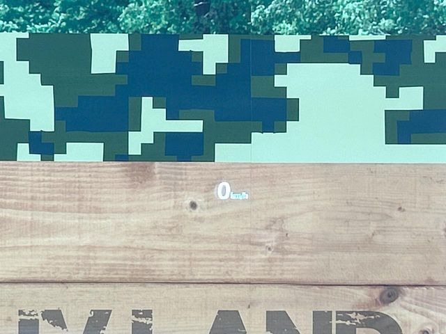 �y�w�b�h�A�b�v�f�B�X�v���C�z���݂̑��x�⑖�s�����f�W�^���\���ŉ^�]�ȑO���̃K���X�ɓ��e!�^�]���A�ڐ������炳���K�v�ȏ����m�F�ł���̂łƂ��Ă��֗��ň��S!