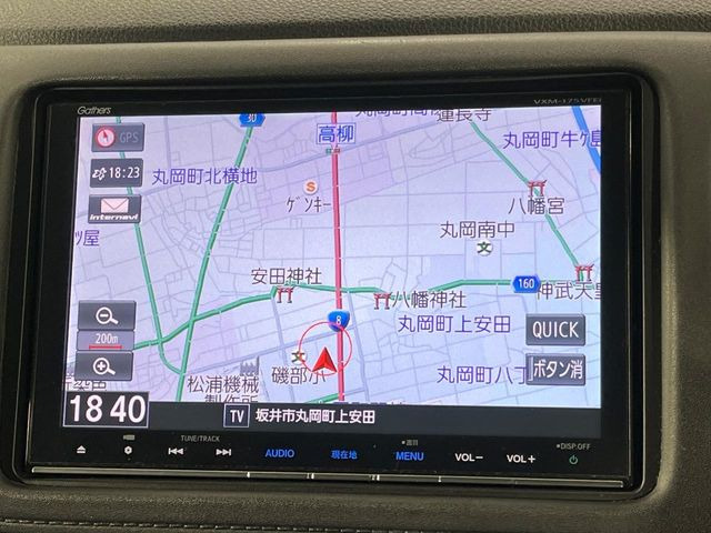 【純正ナビ】人気の純正ナビを装備しております。ナビの使いやすさはもちろん、オーディオ機能も充実!キャンプや旅行はもちろん、通勤や買い物など普段のドライブも楽しくなるはず♪