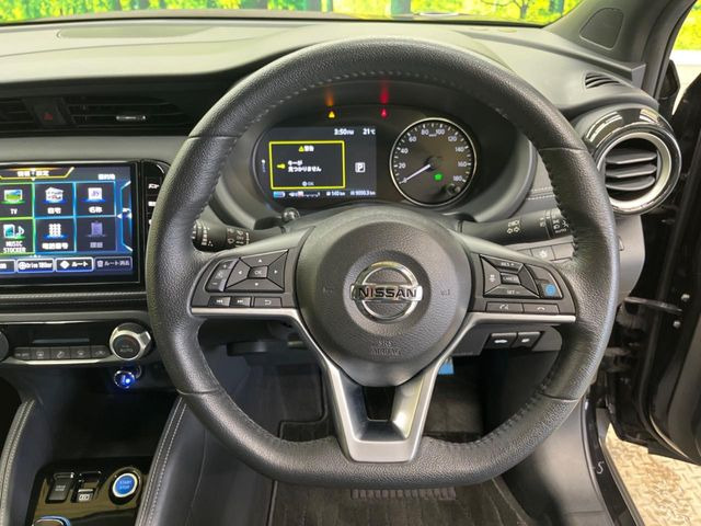 �y�C���e���W�F���g�G�}�[�W�F���V�[�u���[�L�z�t�����g�J�����őO���̎ԗ�����s�҂����m�B�Փ˂������Ȏ��͏Փ˔�Q�y���u���[�L���쓮�A�Փˉ�����T�|�[�g�B�����S�Ƀh���C�u�����y���݂��������܂��B