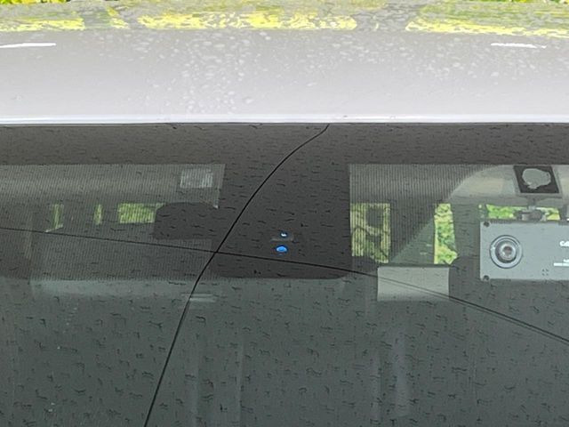 �y�O�He-Assist�z���s���ɑO���̎ԗ�����F�����A�Փ˂������Ȏ��͌x��ƃu���[�L�ŏՓˉ���Ɣ�Q�y�����A�V�X�g�B�����S�Ƀh���C�u�����y���݂��������܂��B